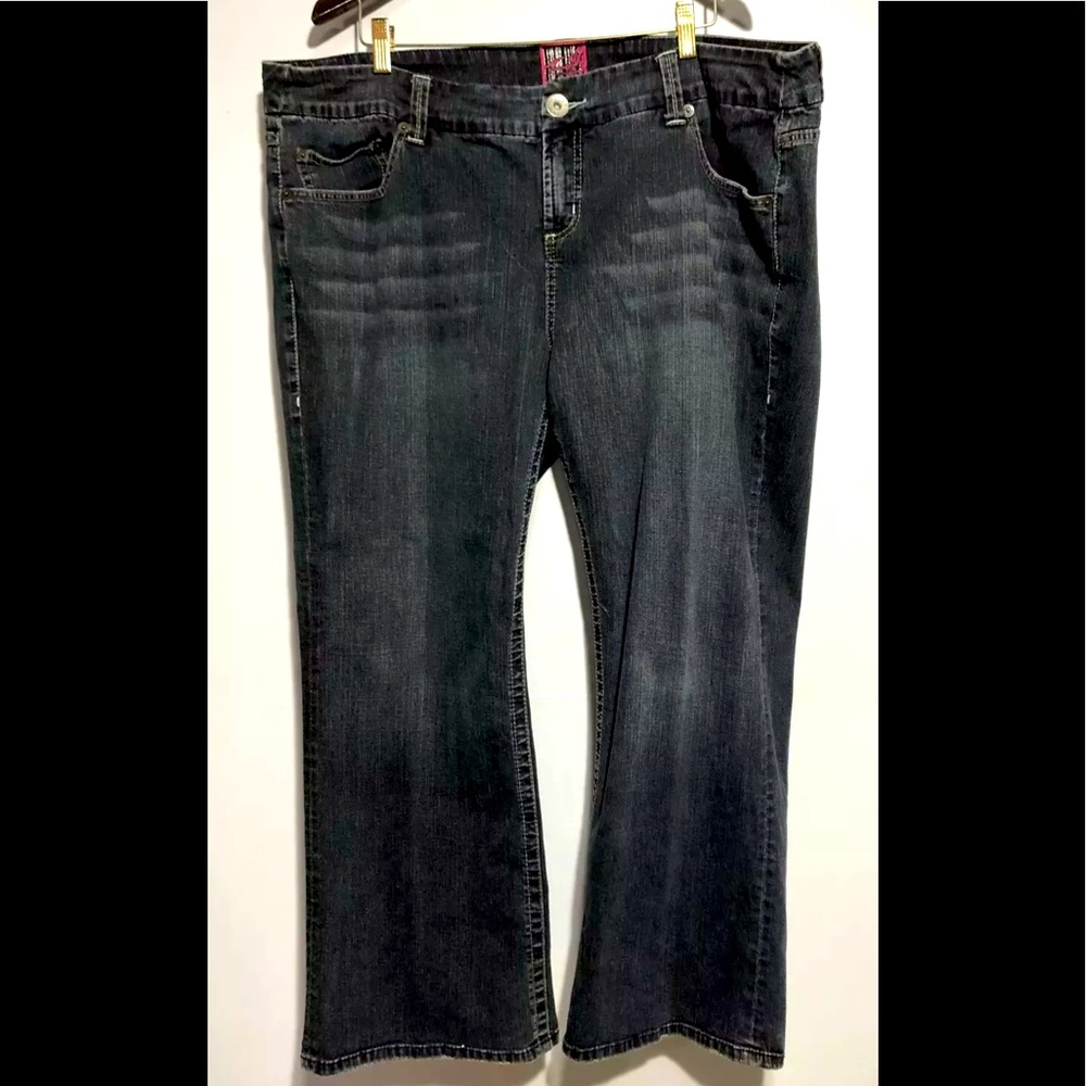TORRID Womens Size 24 Boot Cut Dark Wash Stretch Jeans 46 x 29